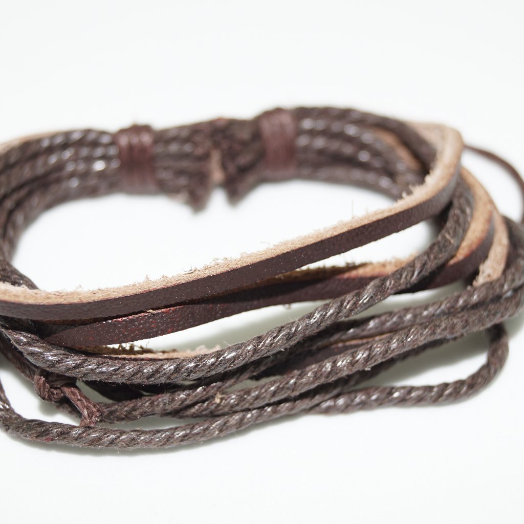 Fifth Avenue Brown Leather Bracelets Unisex 7$
